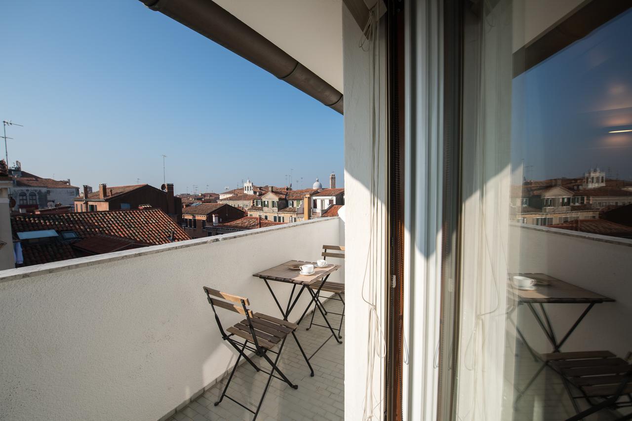 Savoia & Jolanda Apartments 2 Venetië Buitenkant foto